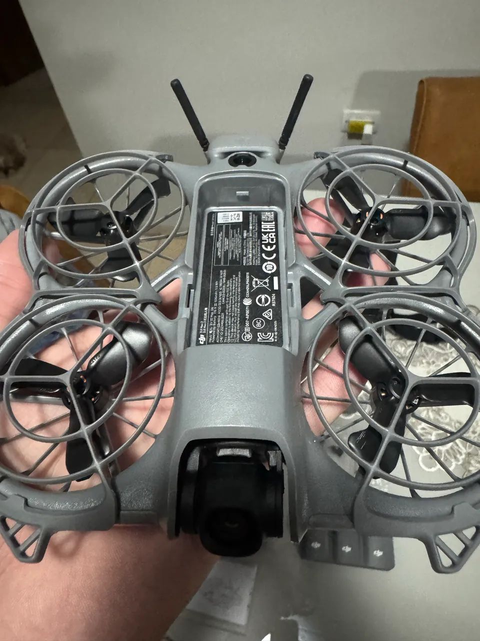 DJI Neo 2 - com controle e Dock 