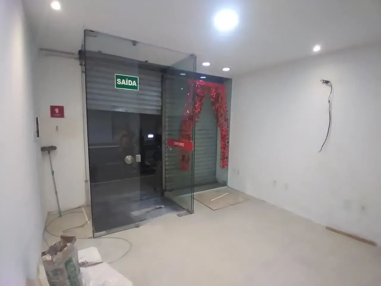SALA COMERCIAL PARA LOCAÇÃO  CENTRO