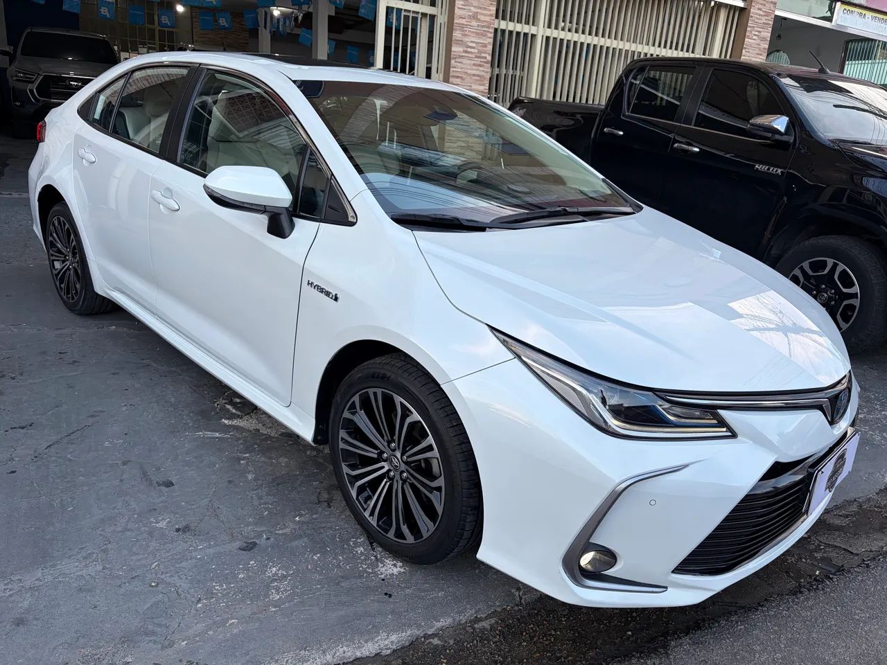 Toyota Corolla Altis Prem. Hybrid 1.8 Flex AUT 2023 - Foto 3