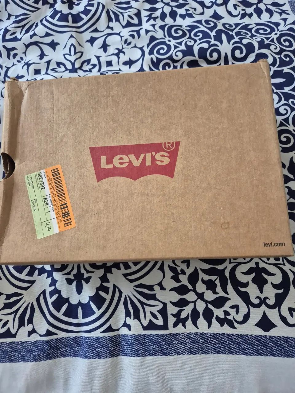 Tenis Levis vermelho  - Foto 2