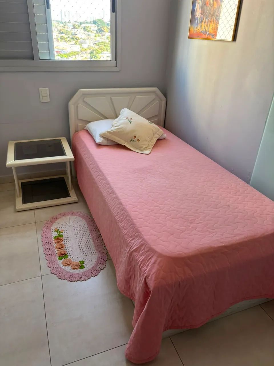 Jogo de quarto cama de solteiro com colchão e criado 