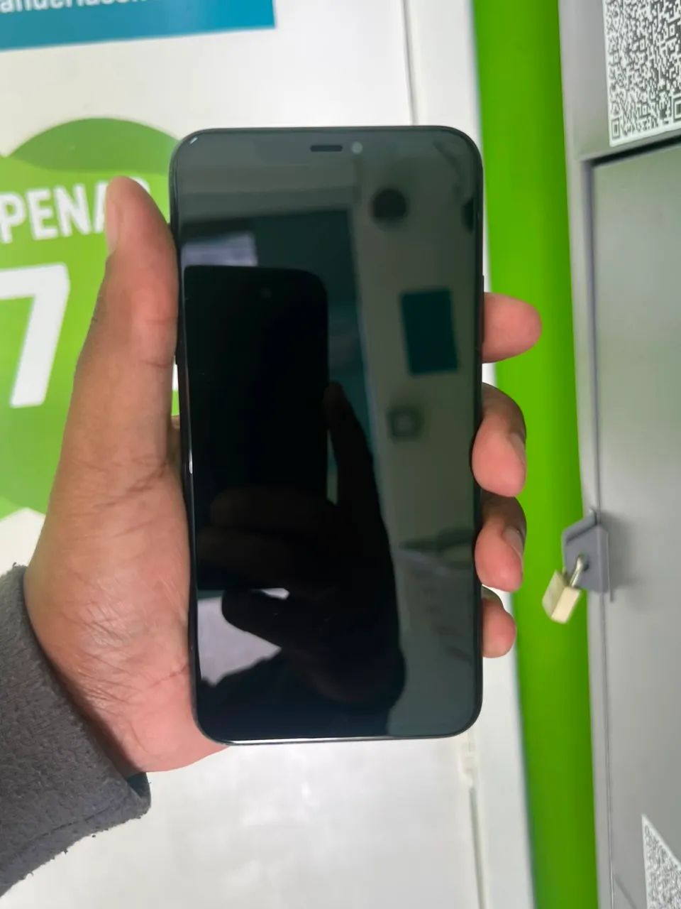 iPhone 11 Pro Max 64GB - Foto 3