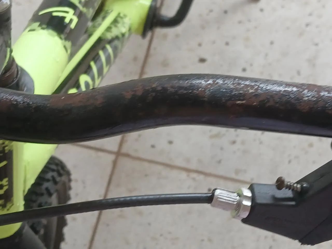 Bicicleta infantil aro 20  - Foto 4