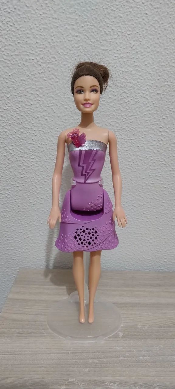 Boneca Barbie Super Princesa Corinne - Luz e Som - Mattel - Foto 2