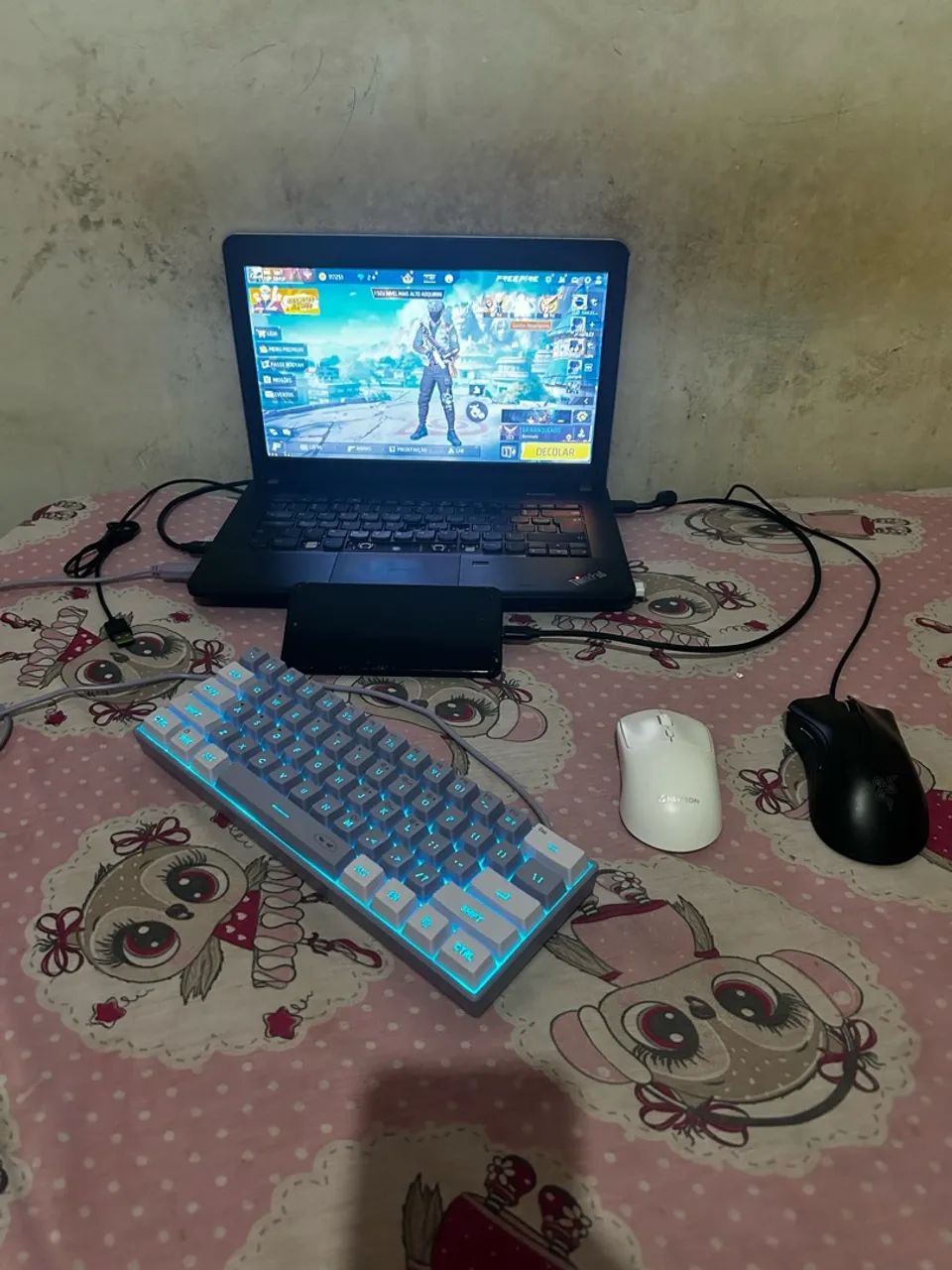Notebook Lenovo i7 12 de ram ssd120