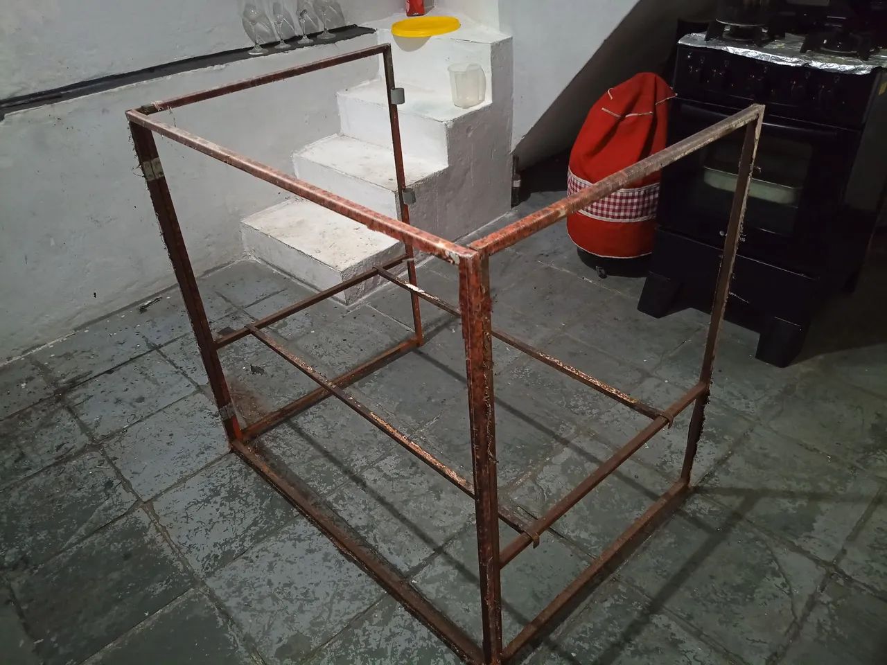 Barraca de ferro para isopor sem lona