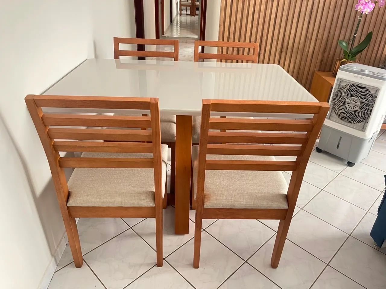 Mesa madeira 4 lugares 