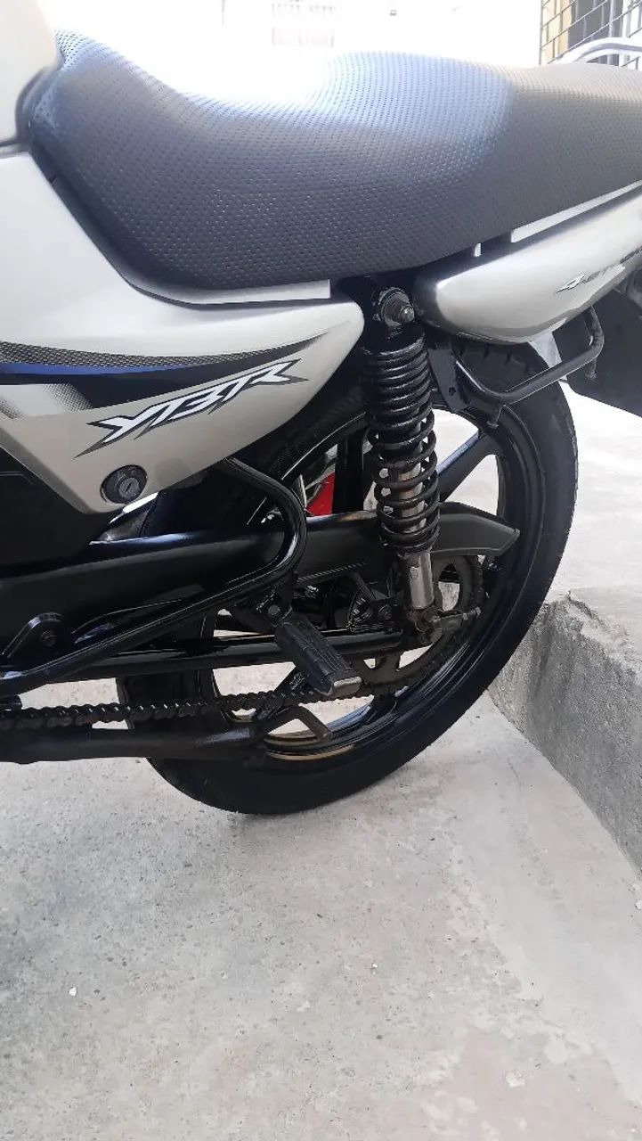 YBR 125