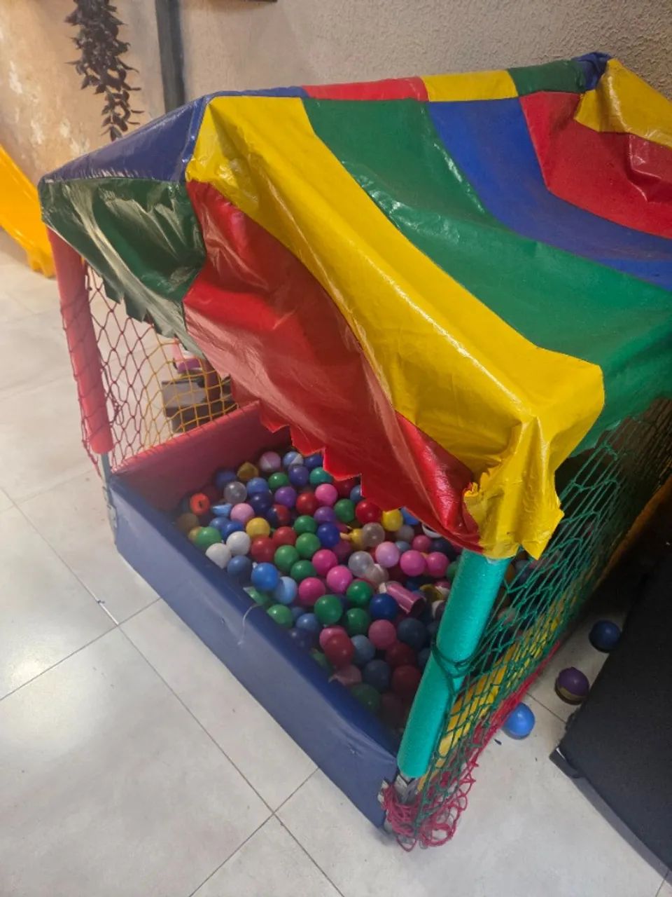 Piscina de bolinha - Foto 4
