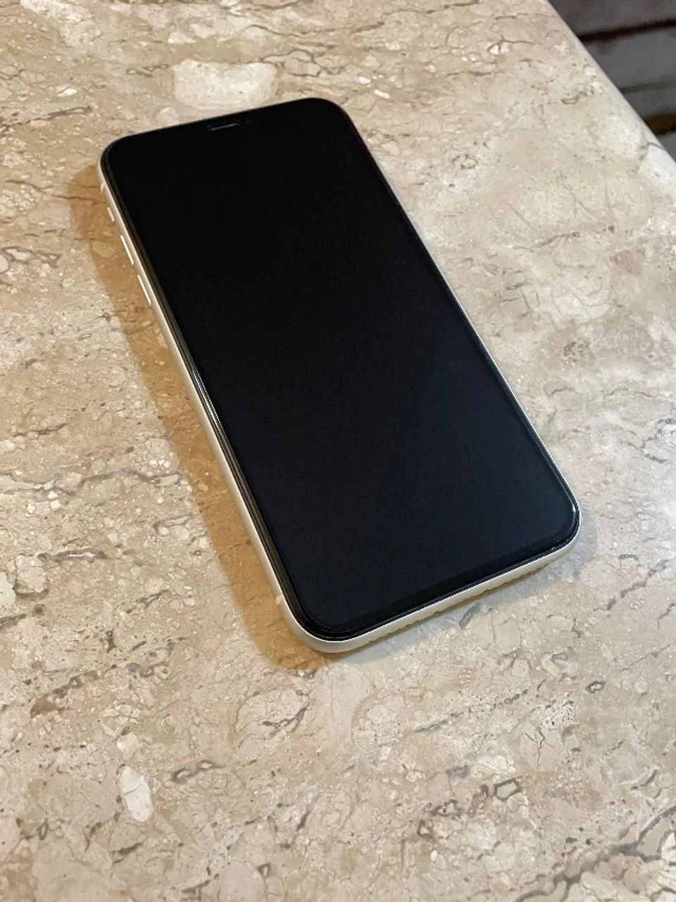 iPhone 11 64GB branco - Foto 2