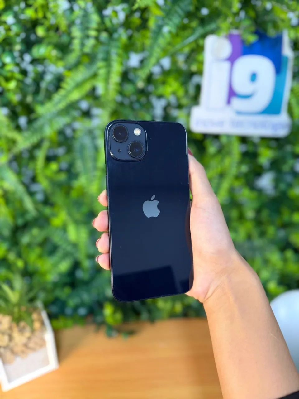 iPhone 13   Cor azul   128GB  75% saúde da bateria   Sem acessórios
