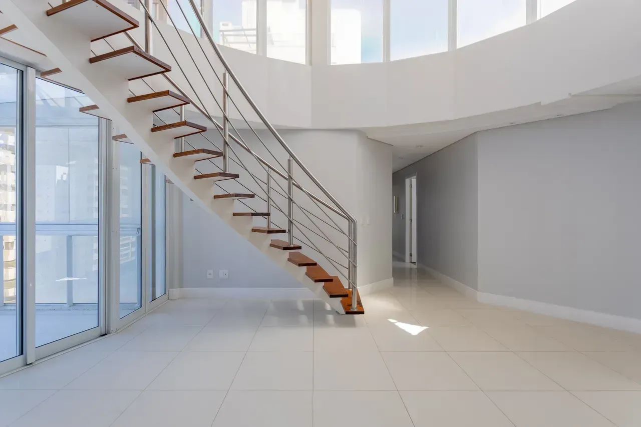 Duplex para aluguel com 324 metros quadrados com 4 quartos em Centro - Florianópolis - SC - Foto 2