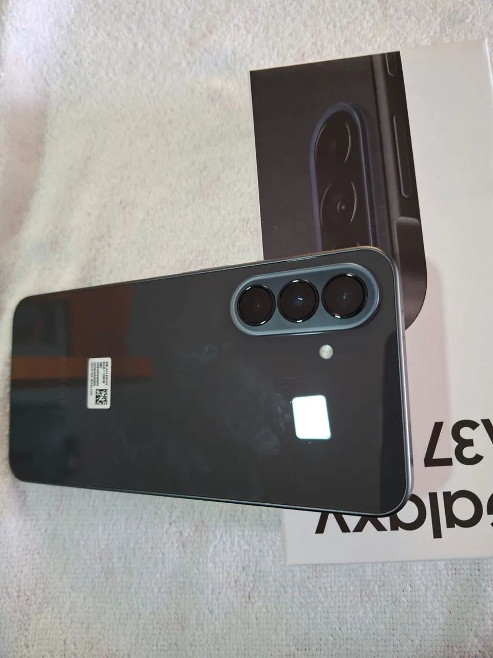 Samsung A37 5G - 128GB | 6GB RAM - Foto 2