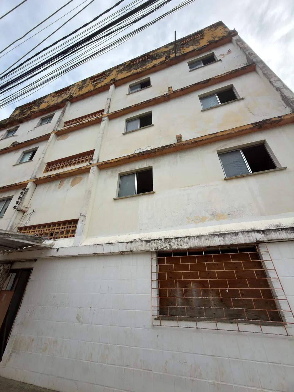 HOTEL COM 23 SUÍTES PARA ALUGAR NA AVENIDA SETE PORTAS  - Foto 2