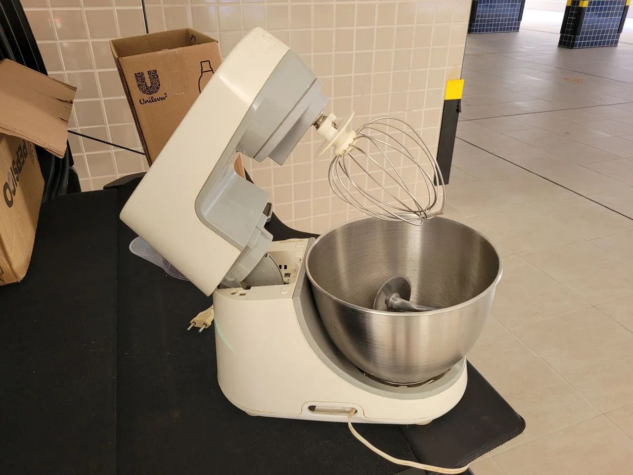 Batedeira Arno Planetária Deluxe COMPLETA - Tigela Inox". - Foto 6