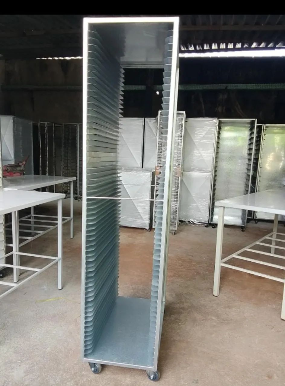 ESQUELETO PARA PIZZA COM LATERAIS FECHADAS