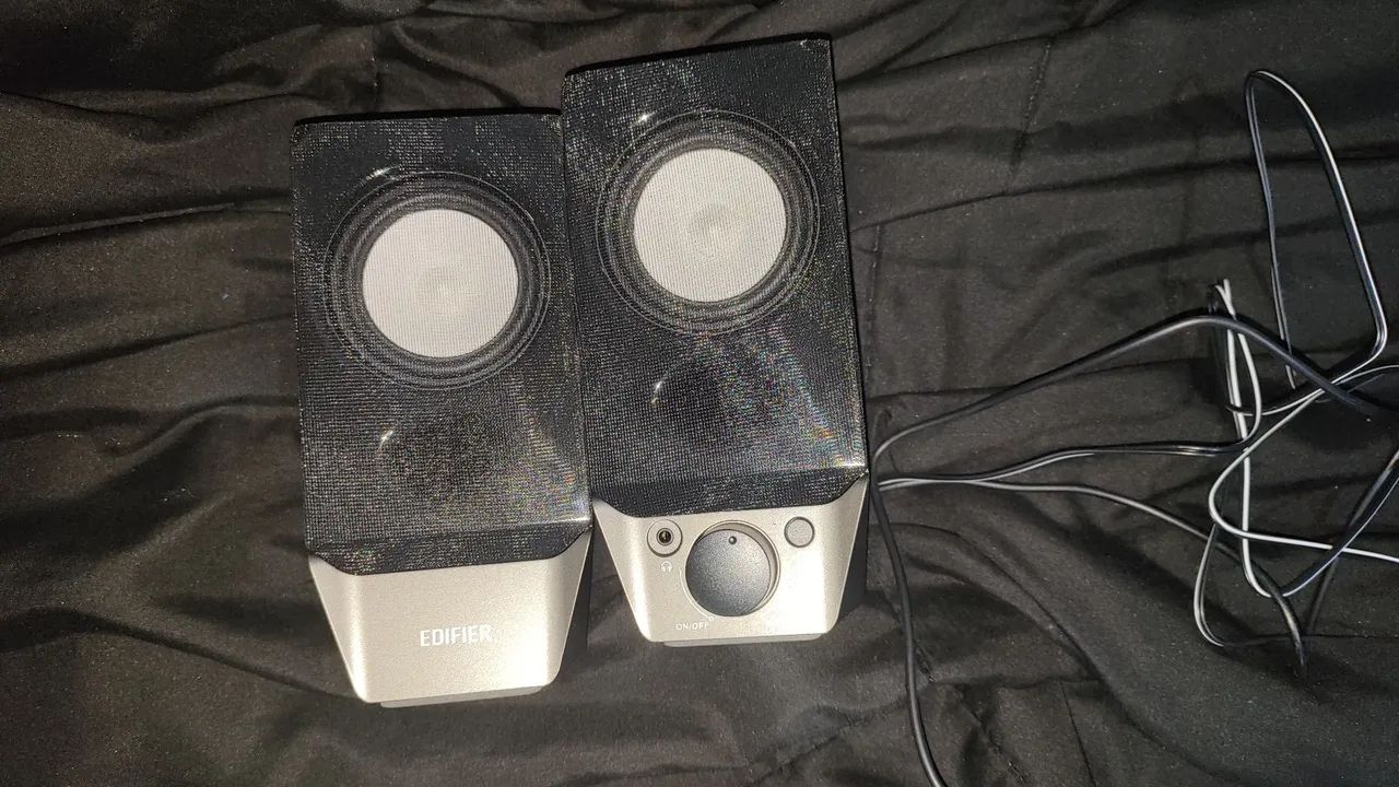 Vendo caixa de som edifier r19bt 4w