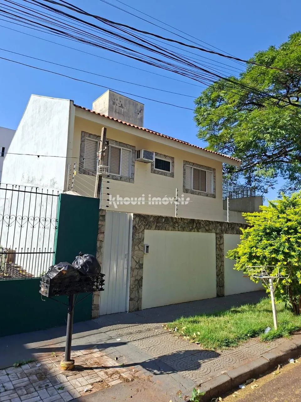 Sobrado à venda em Maringá, Vila Marumby, com 3 quartos, com 305 m² - Foto 3