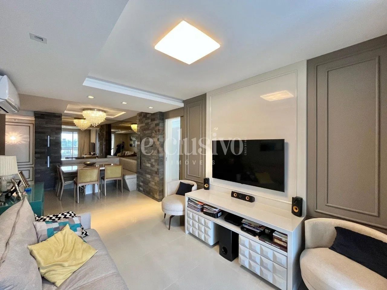Apartamento 3 dormitórios Ensolarado e com Vista Mar no Estreito - Foto 2