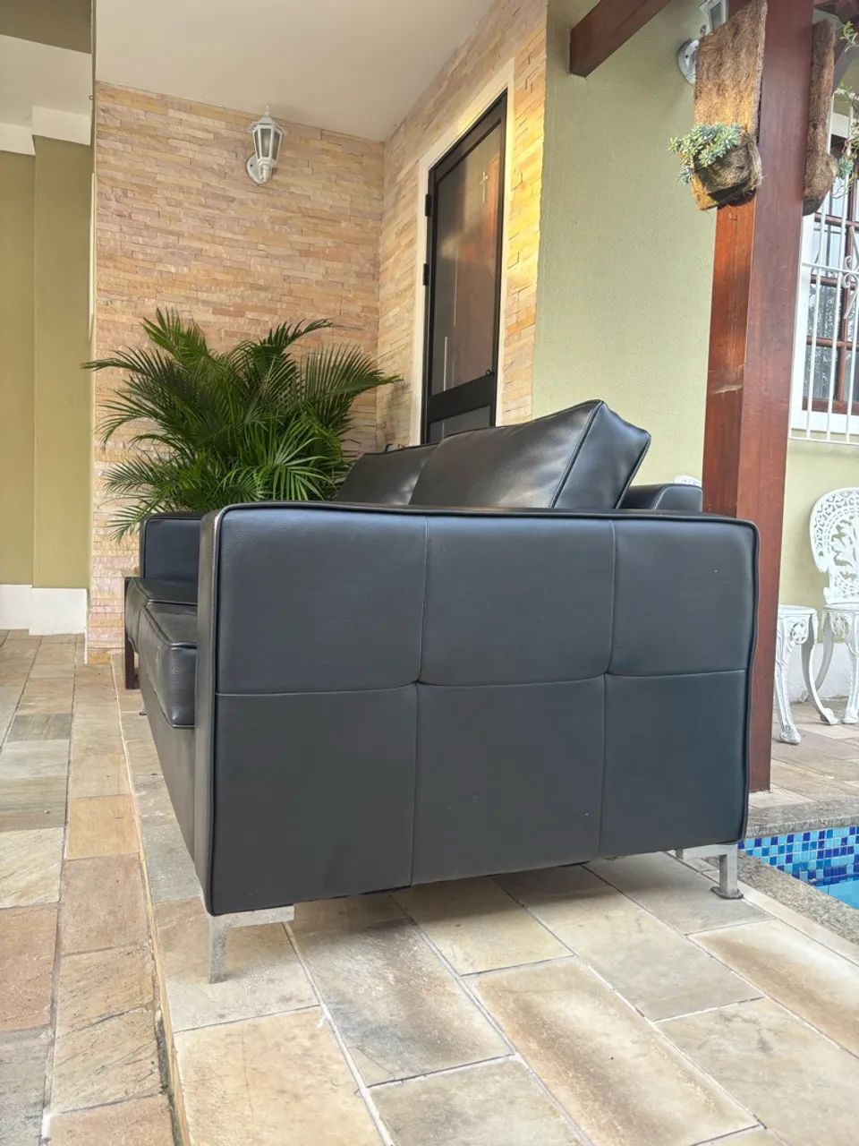 Sofá courino preto - Foto 3