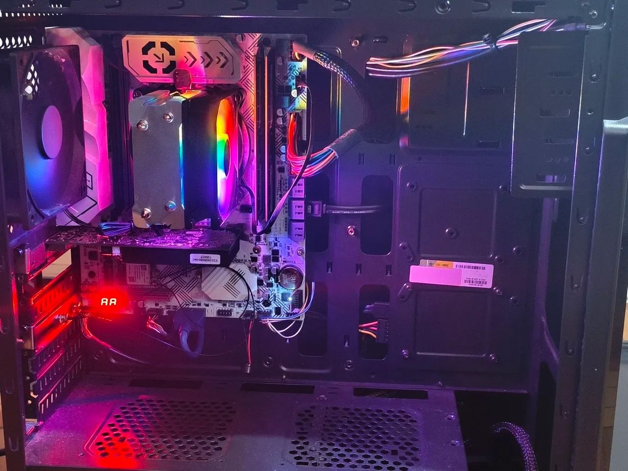 PC Xeon E5-2680 v4 | 16GB RAM | SSD 500GB | Wi-Fi - Foto 3