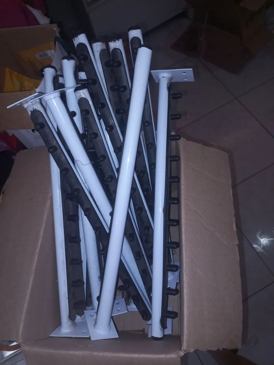 Expositor de cabides  - Foto 2