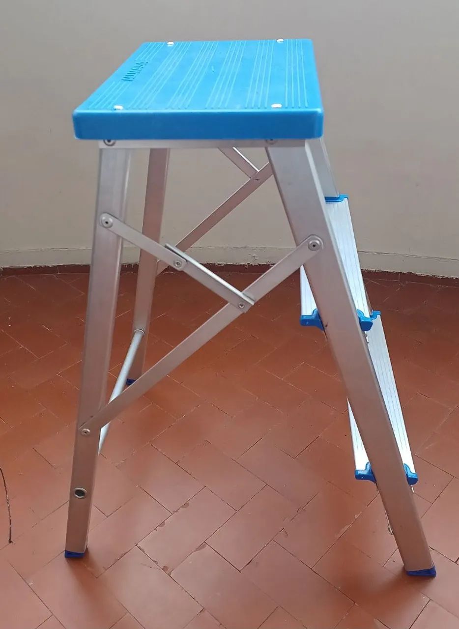 Escada de aluminio