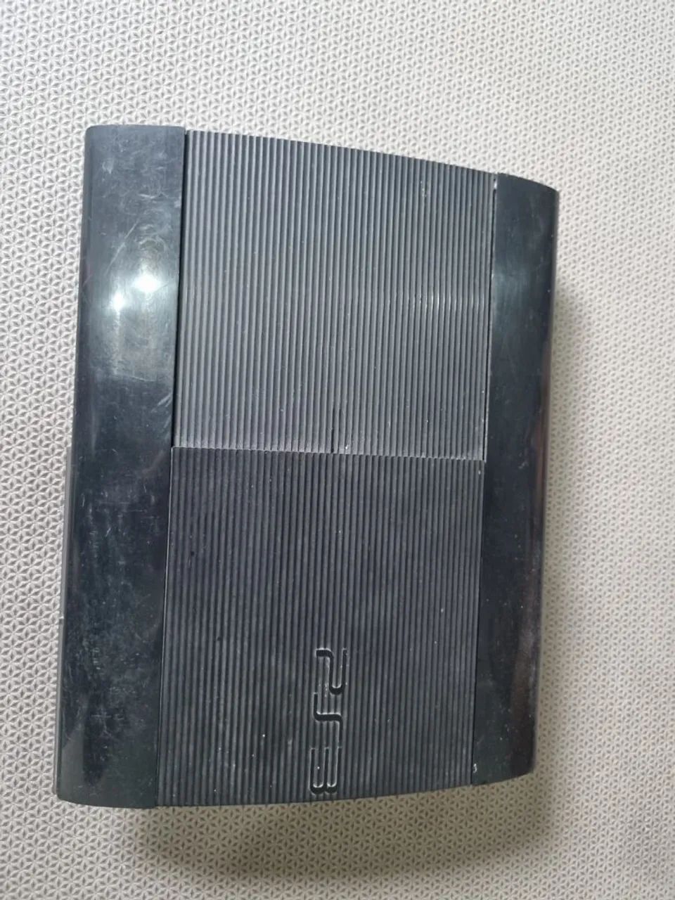 Vendo Playstation 3 com 2 controles e 15 jogos originais  - Foto 6