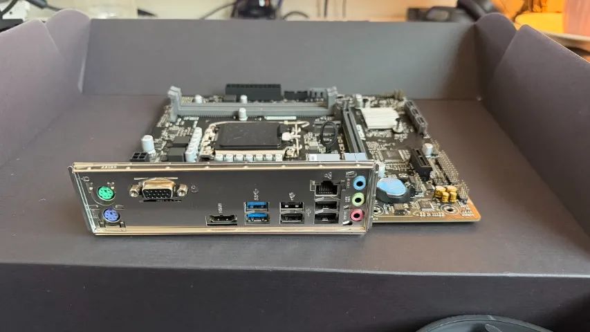 Kit Upgrade - Processador I5 14400F + Placa Mae - Foto 2