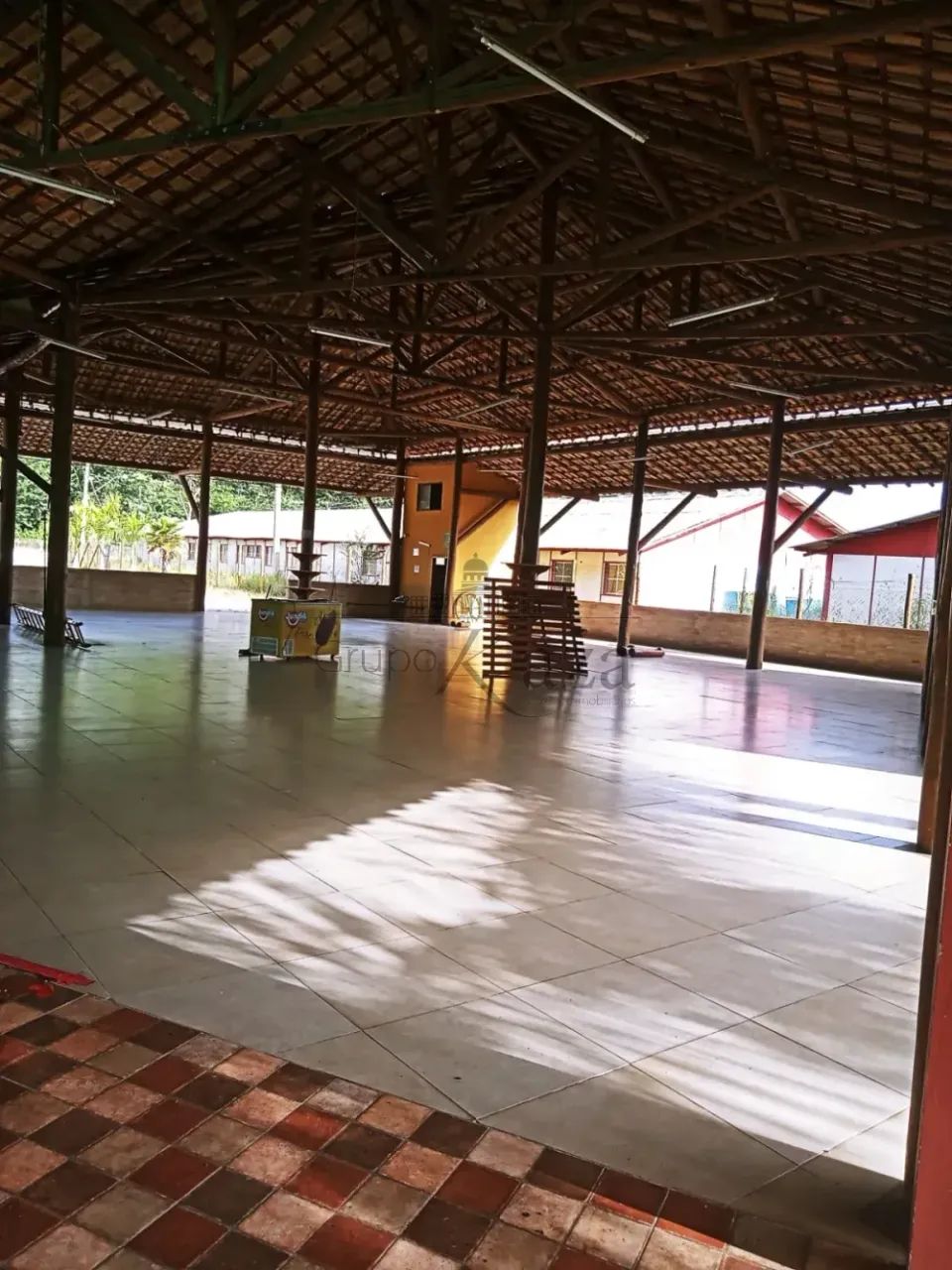Área Comercial - Recanto Santa Bárbara - 800m².
