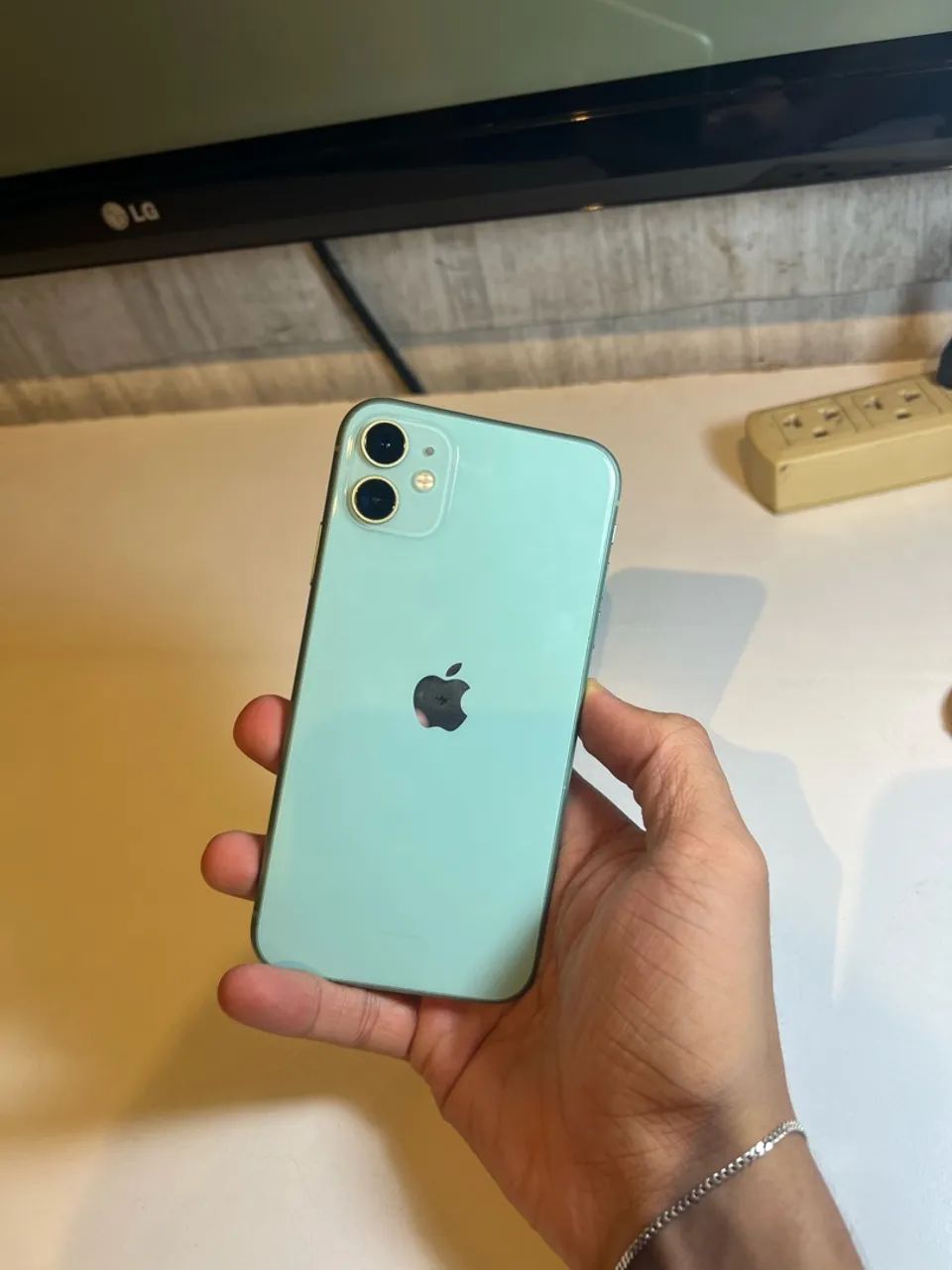 iPhone 11 128GB Verde - Muito Conservado - Foto 3