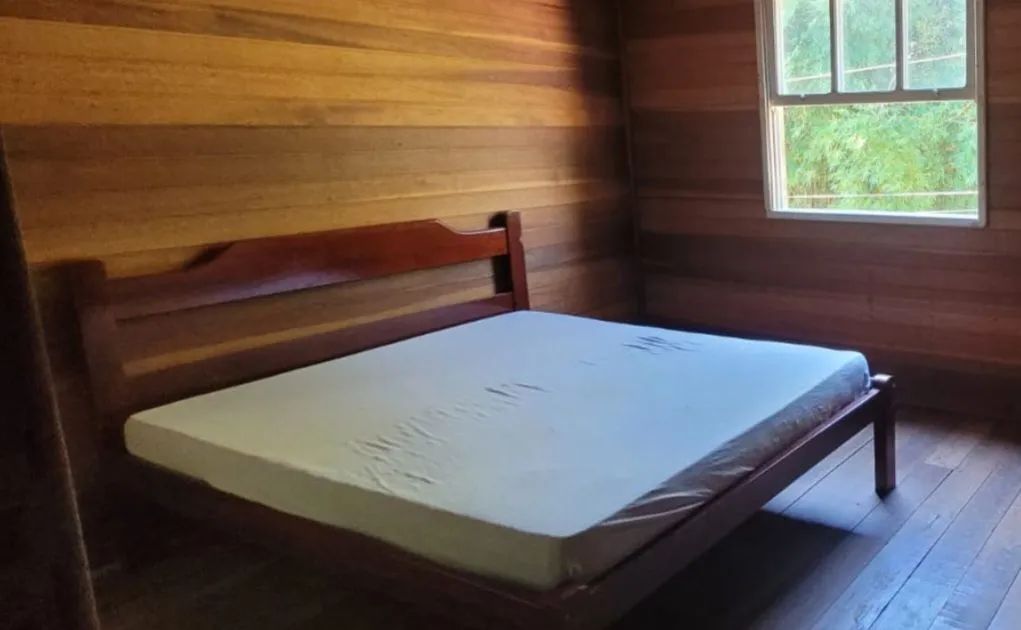 Vende-se Cama De Casal