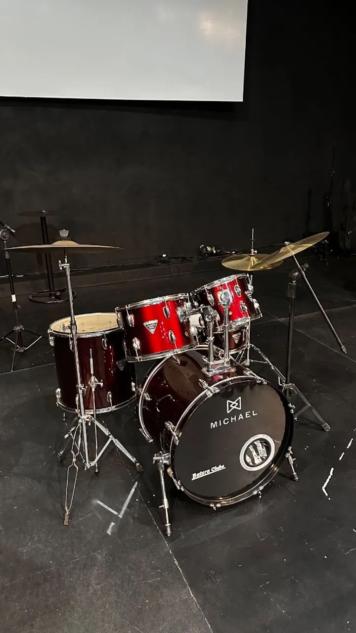 Bateria Acústica Michael Trinity