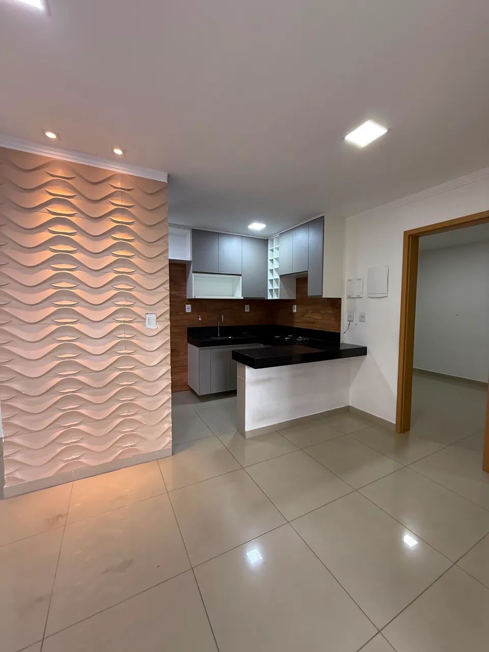 Apartamento 2 Qts - prédio com piscina e área gormut- Próx a Praça da Paz - Foto 4