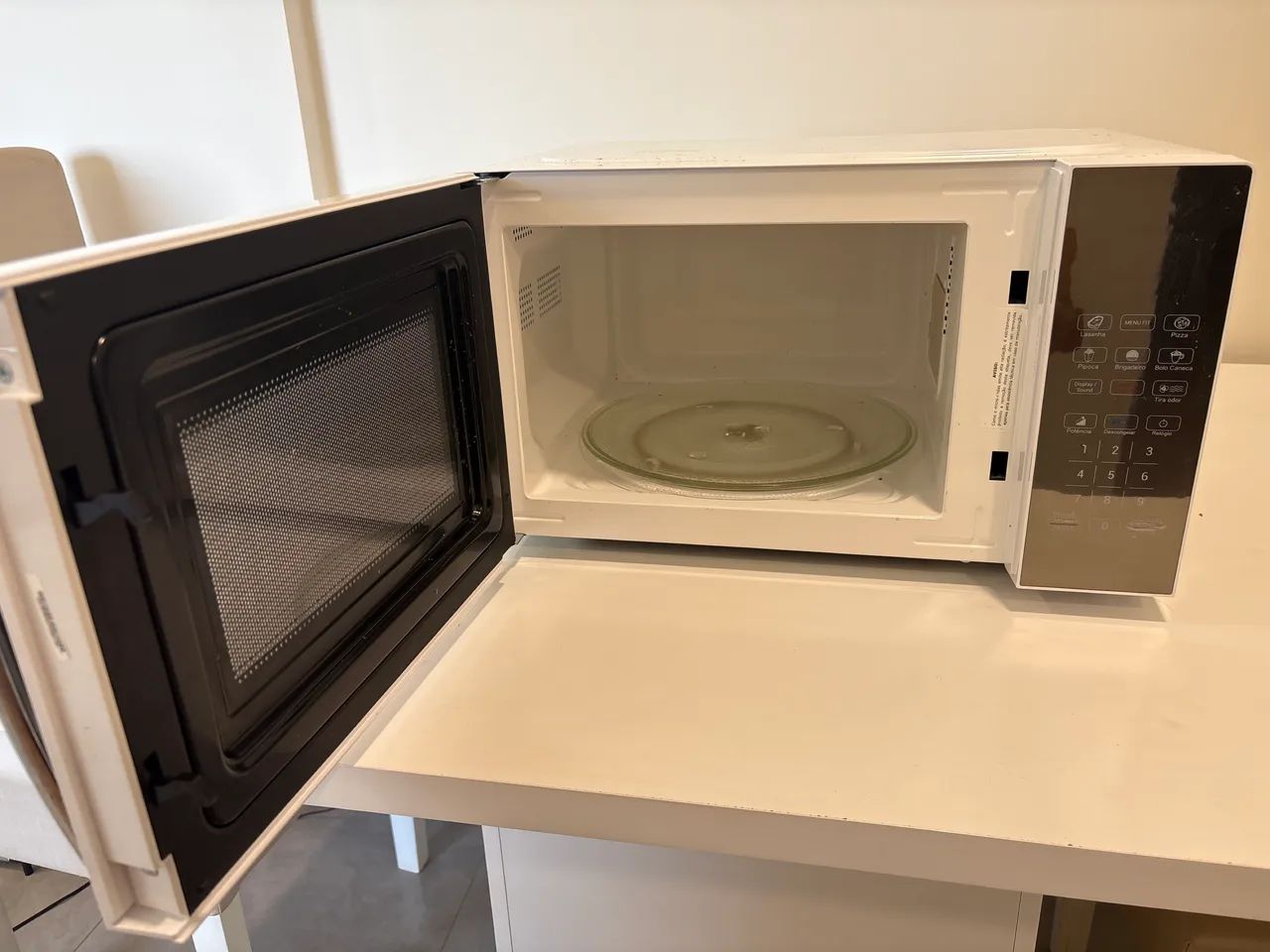 Micro-ondas Philco 28L 1100W - Foto 2