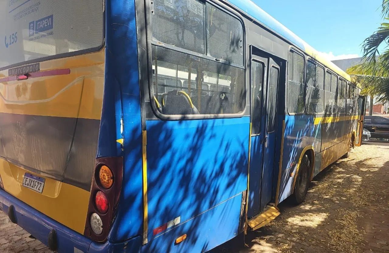 URGENTE: Scania Marcopolo Torino 2013 - 46 Lugares - Motor Dianteiro - Foto 2