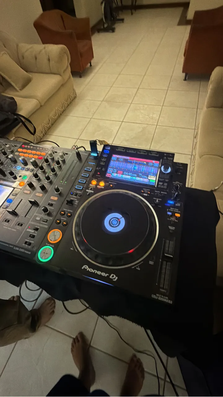 cdj 2000