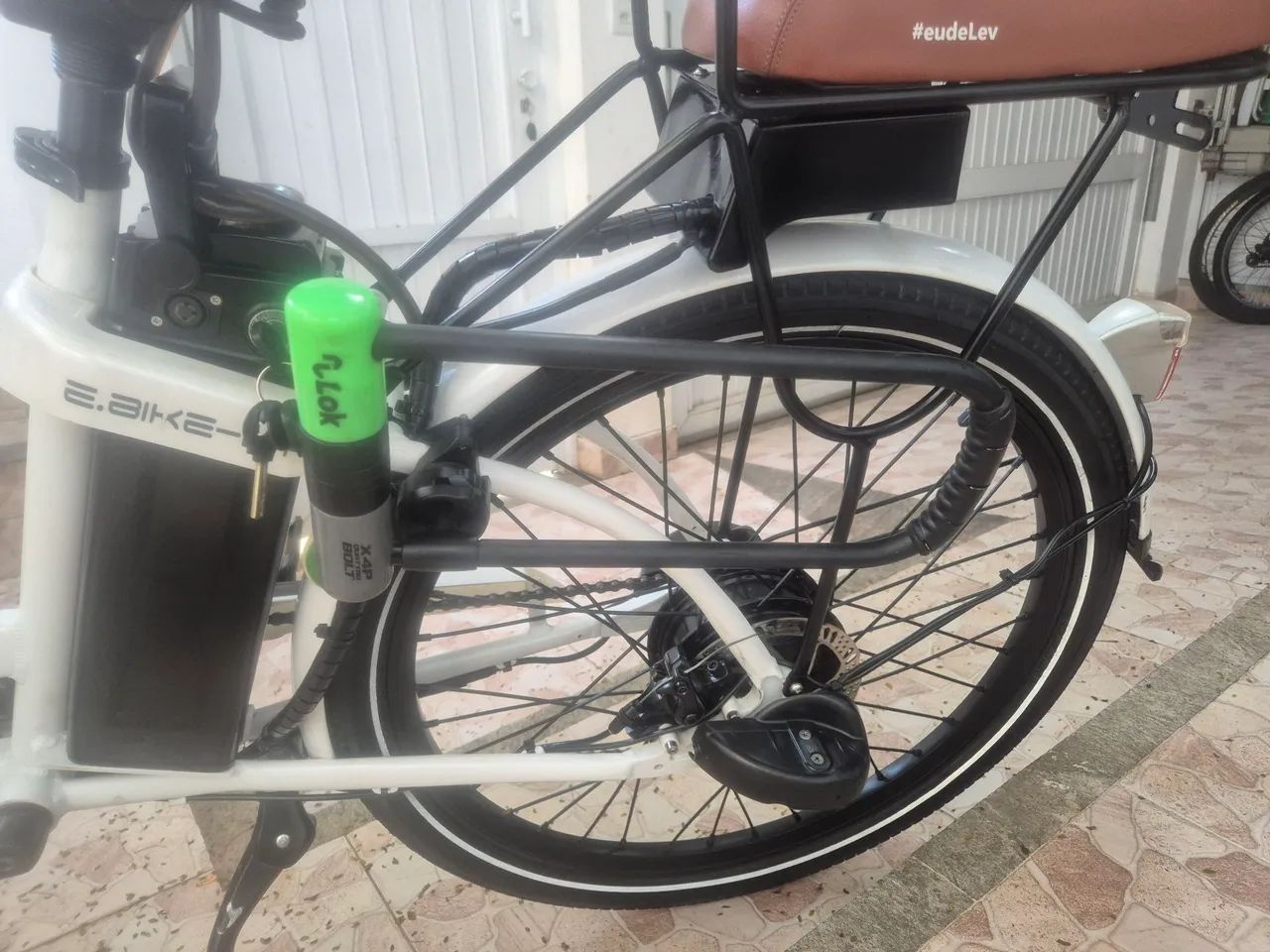 Bicicleta LEV L+ em excelente estado - Foto 3