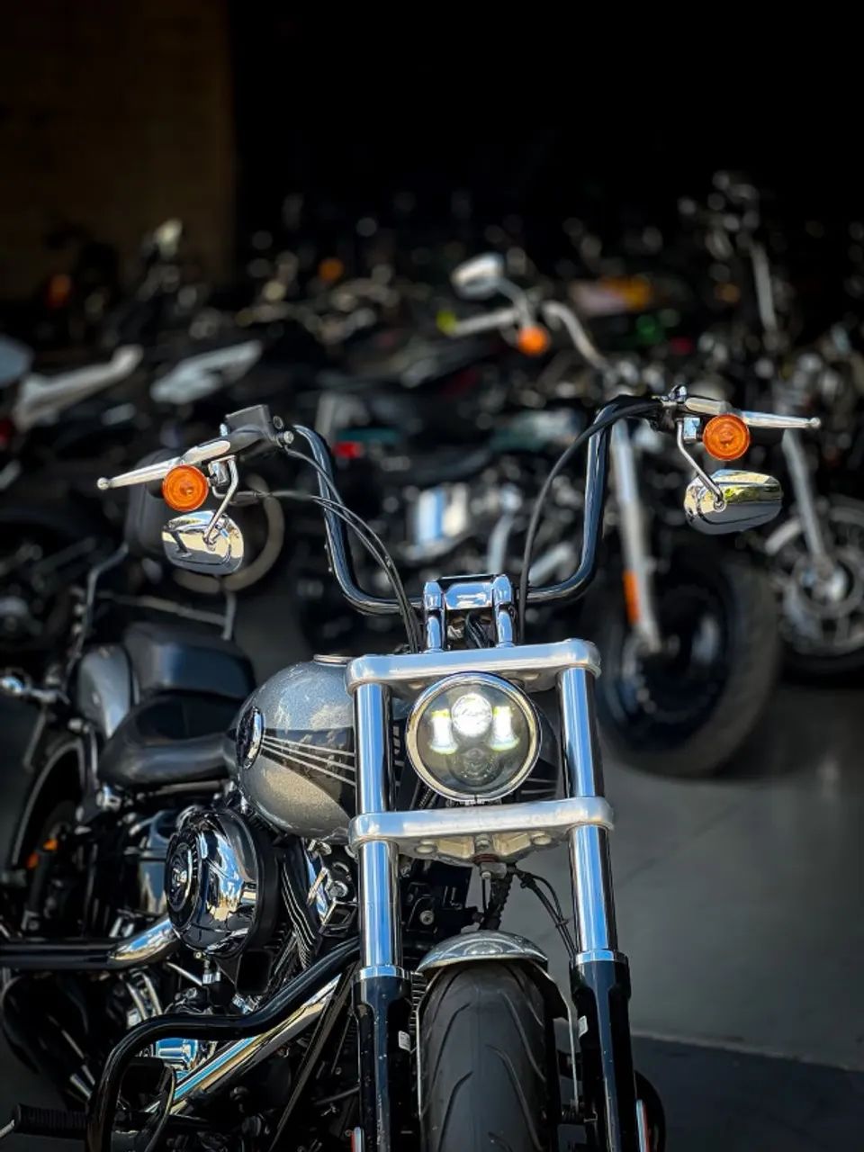 HARLEY DAVIDSON BREAKOUT - Foto 4