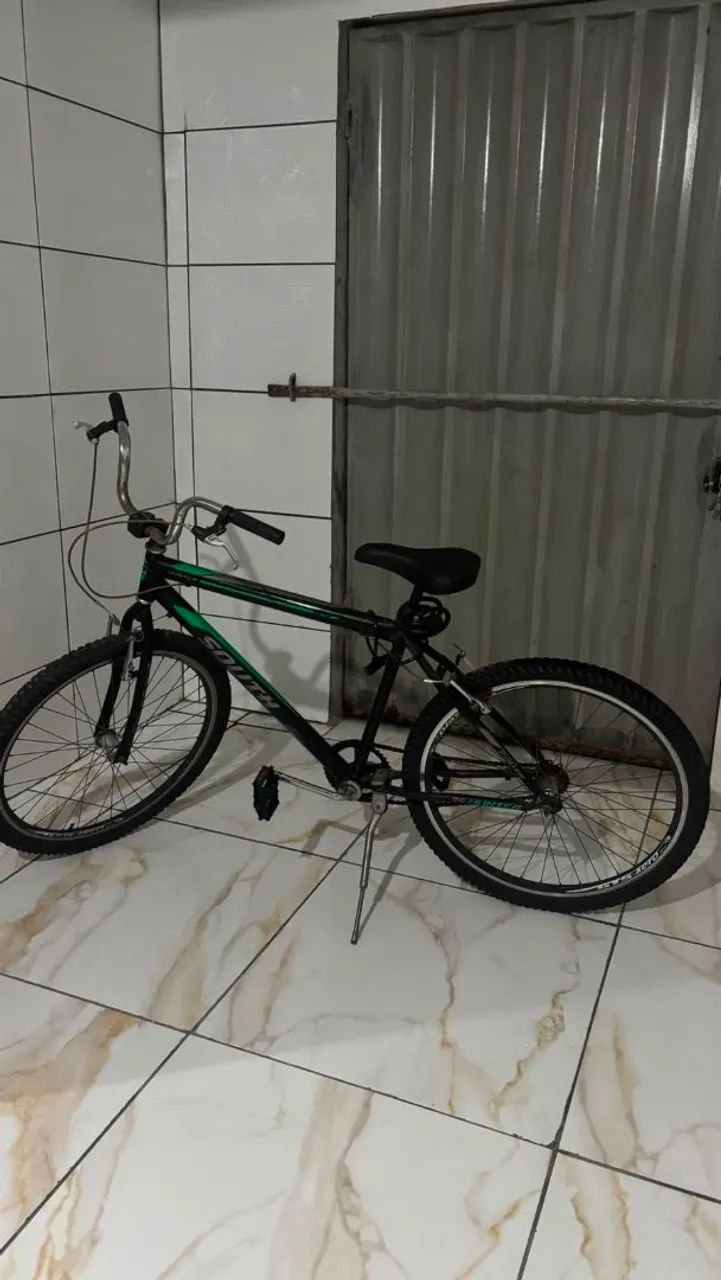 Vendo um bicicleta. 