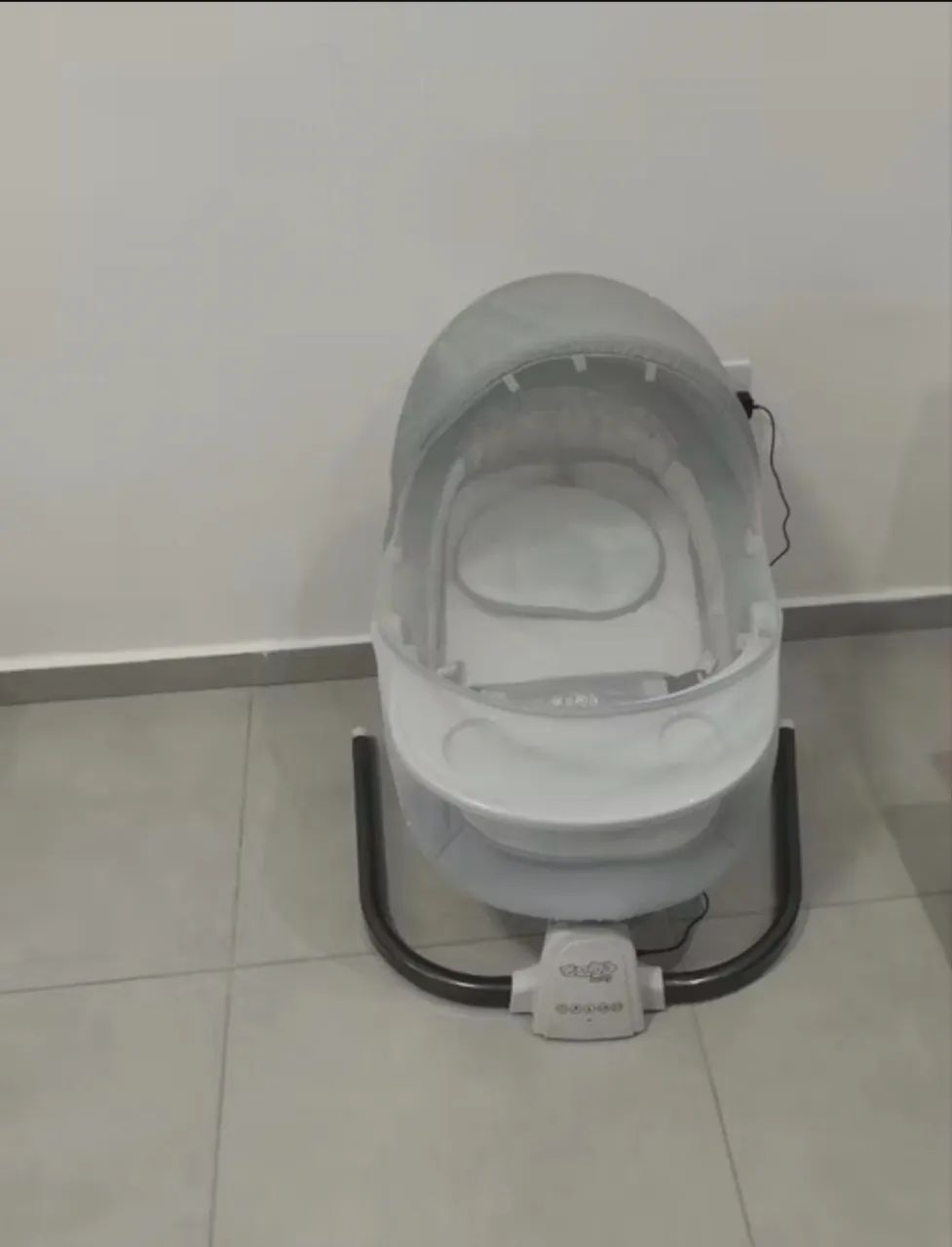 Cadeira de Descanso e Balanço Bebê Elétrica Snug - Maxi Baby