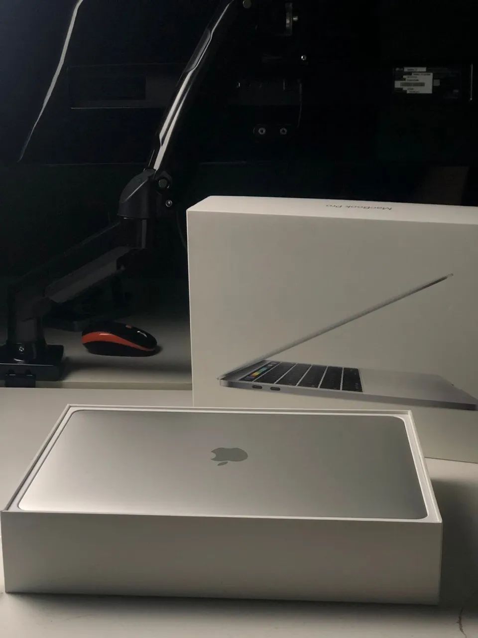MacBook Pro 13? (2017) - Excelente Estado + Caixa Original