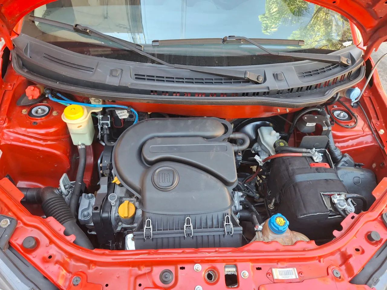 Fiat Uno Sporting 1.4 EVO Fire Flex 8V 4P 2012 - Foto 2