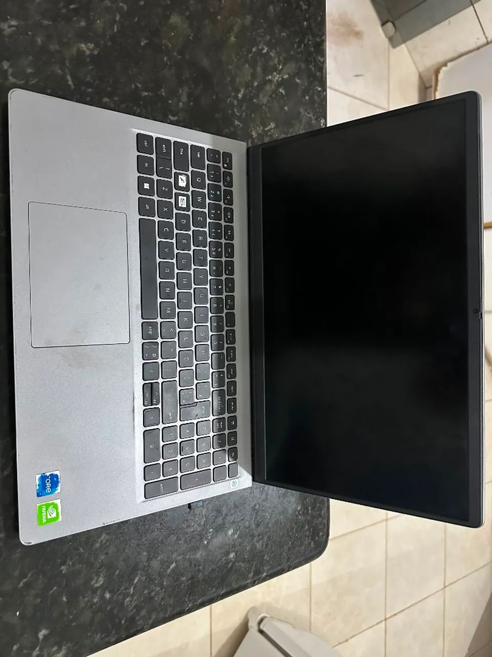 Vende-se notebook gamer