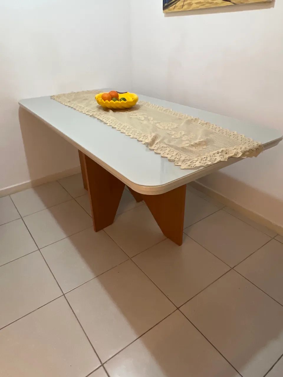 Mesa de Madeira Maciça com Tampo de Vidro