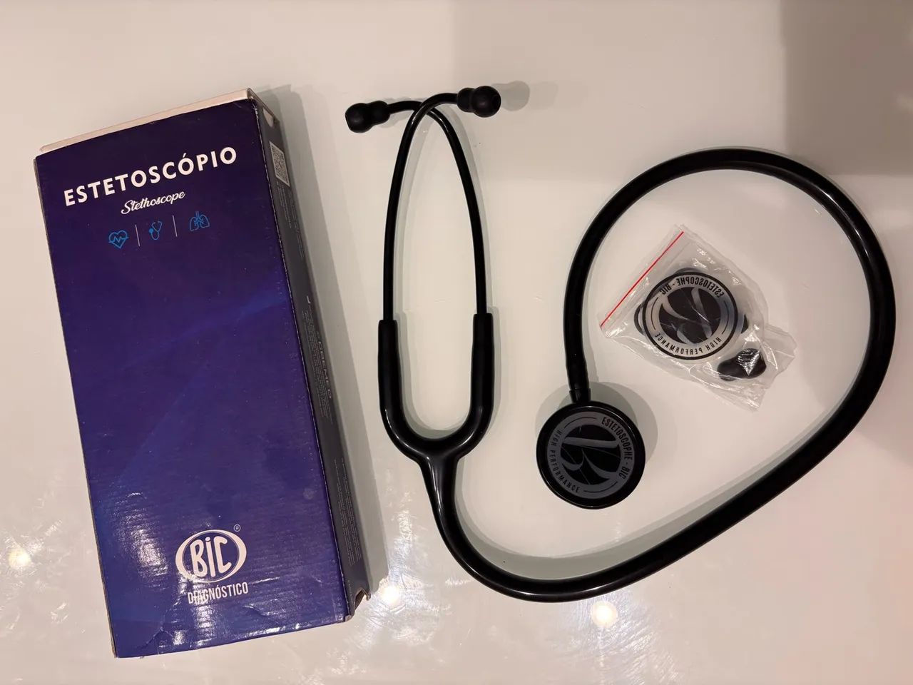 Estetoscópio duplo + esfigmomanômetro BIC preto  - Foto 2