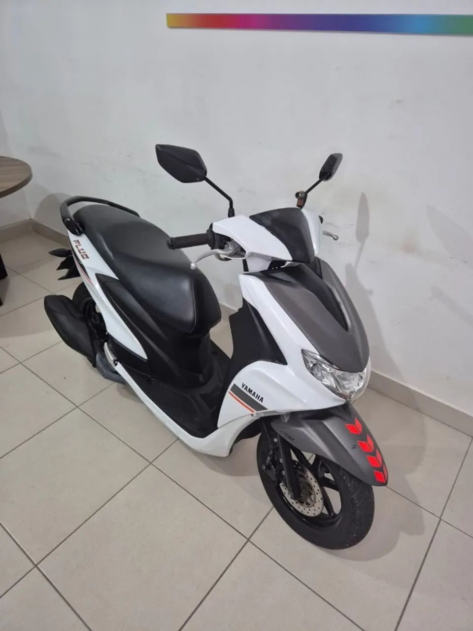 Yamaha fluo 2023 - Foto 4