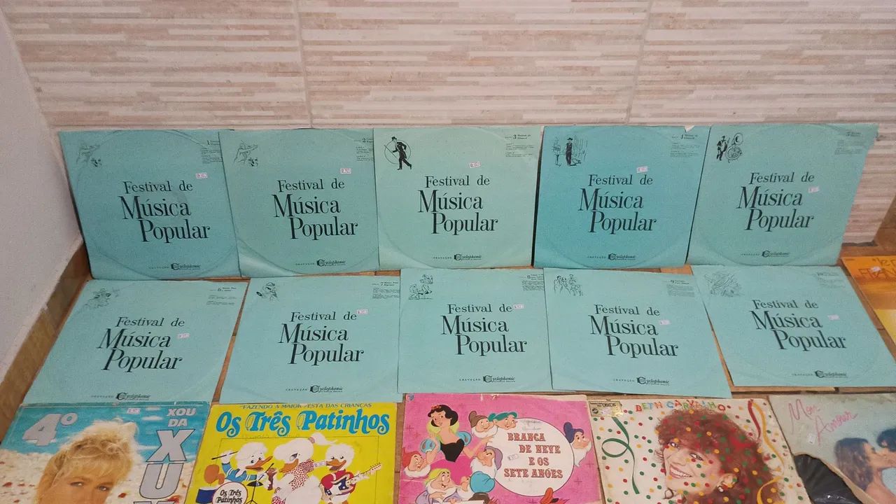 Lote de discos com 35 unidades - Foto 2