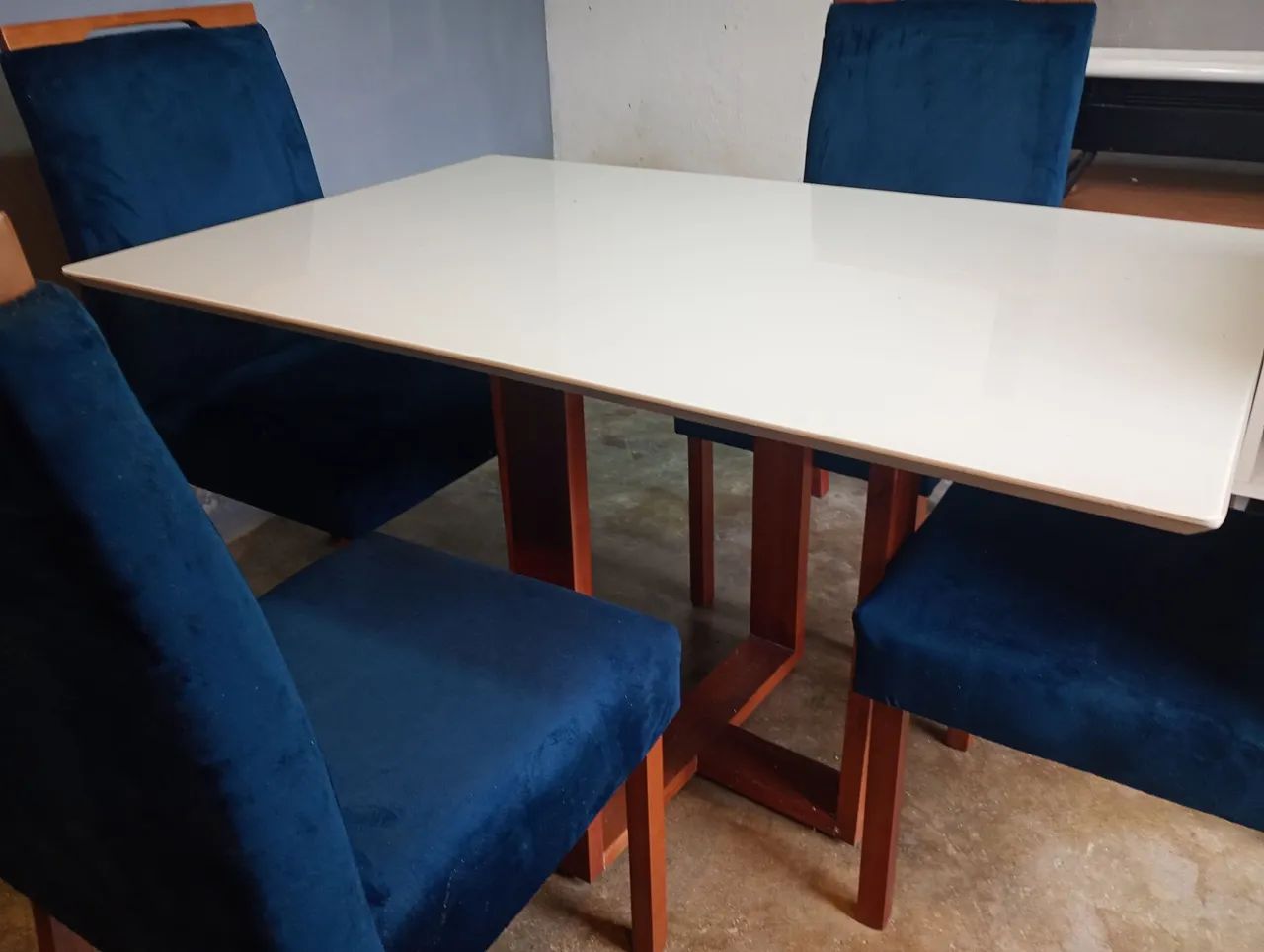 Mesa com 4 cadeiras - Foto 2