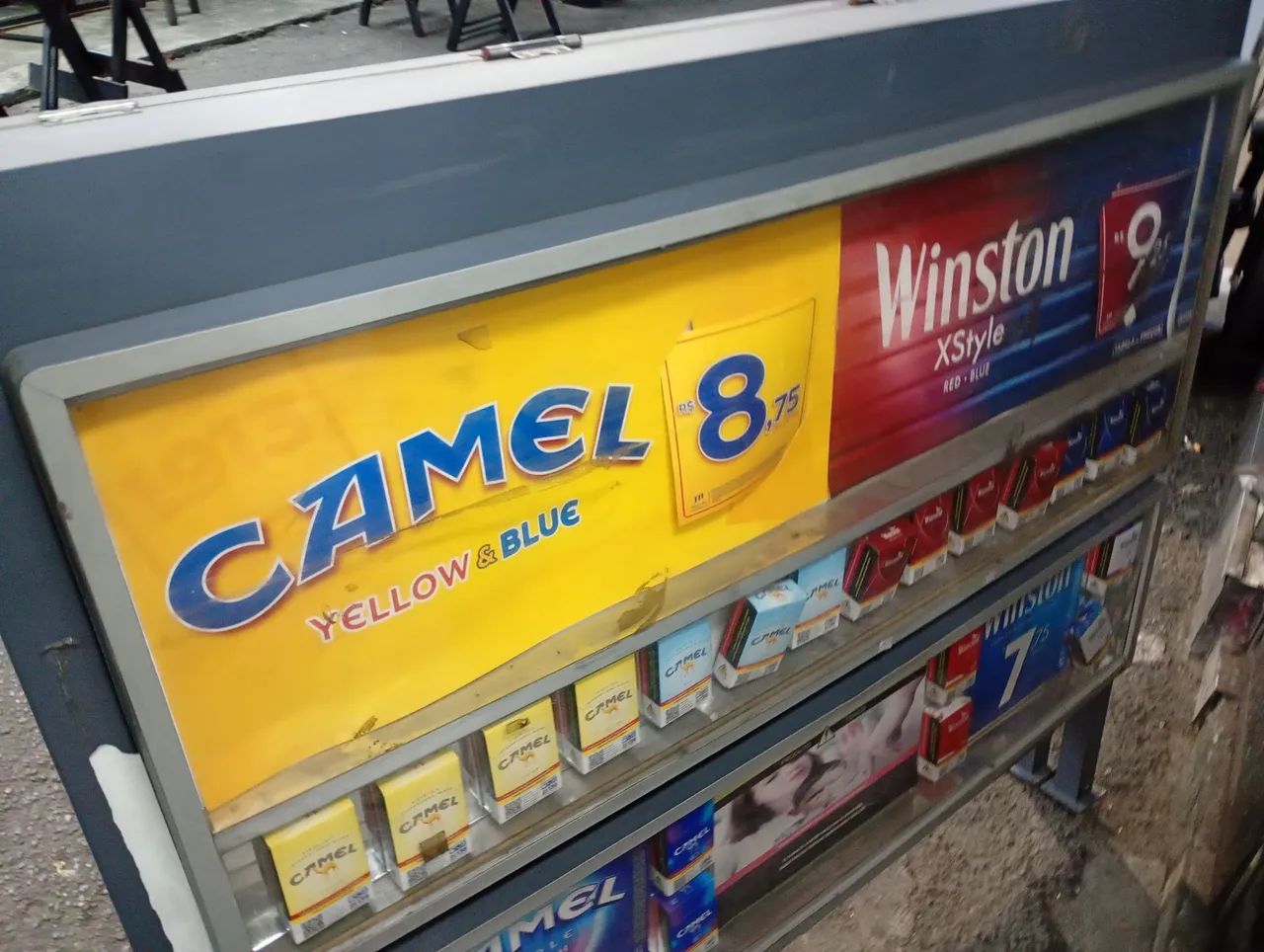 Cigarette Display Panel471883667085076481